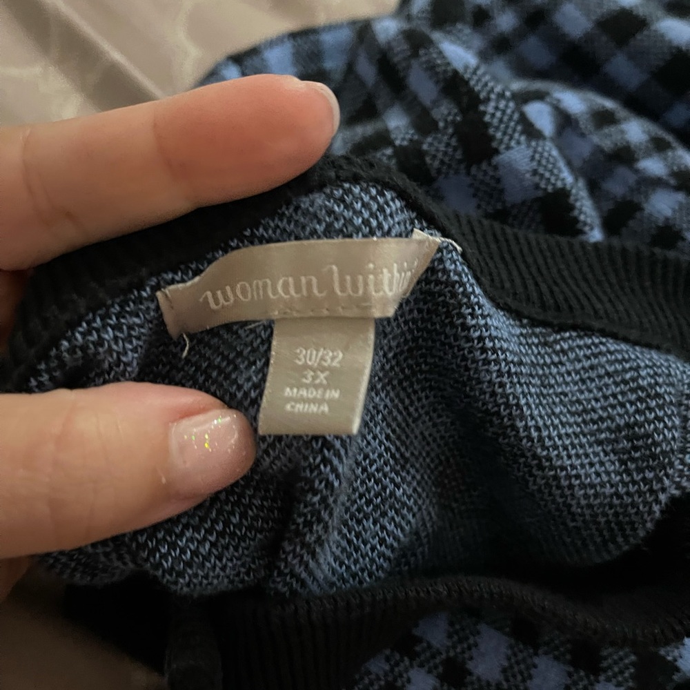 Checkered Cardigan - Picture 6 of 10
